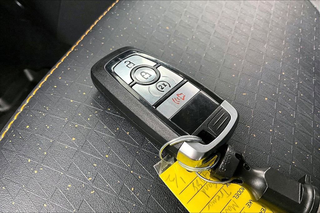 Certified 2025 Ford Maverick Tremor image 13