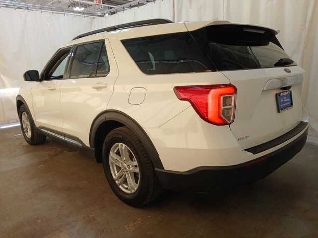 Certified 2022 Ford Explorer XLT image 5