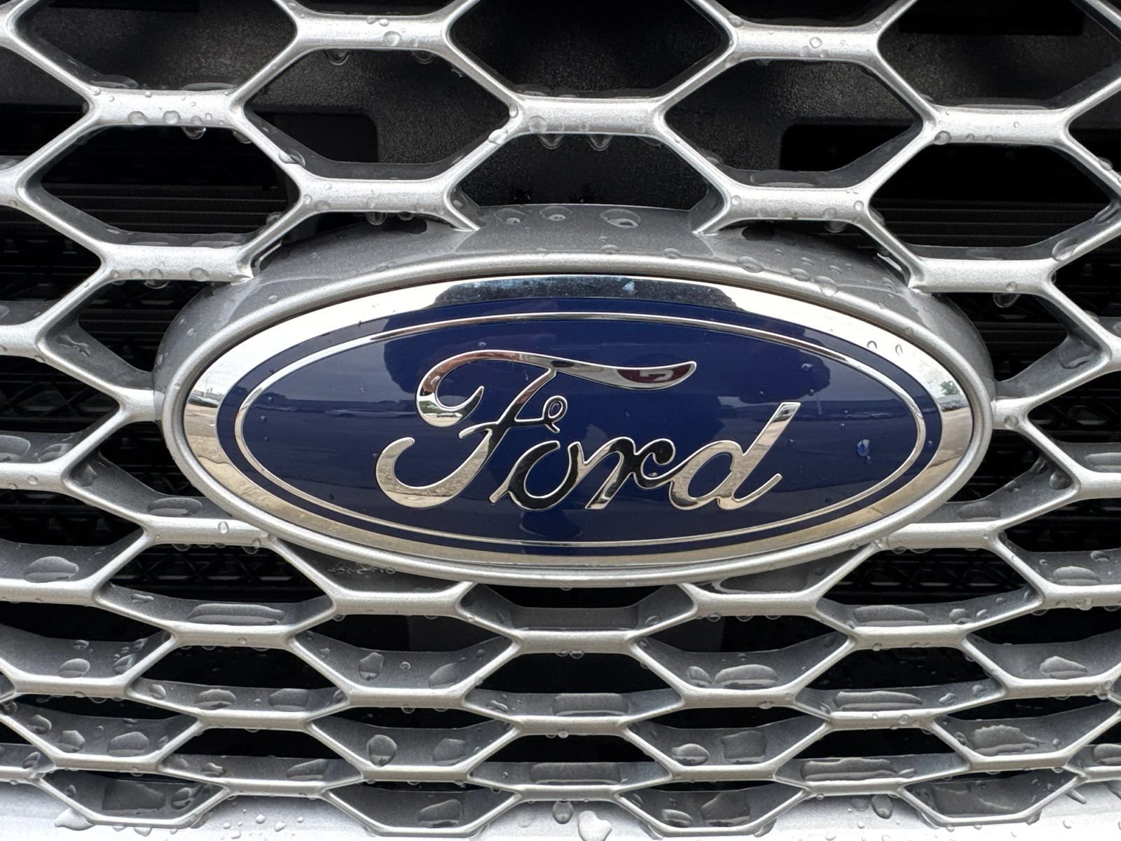 Certified 2024 Ford Edge SEL w/ Convenience Package AWD/4WD image 13