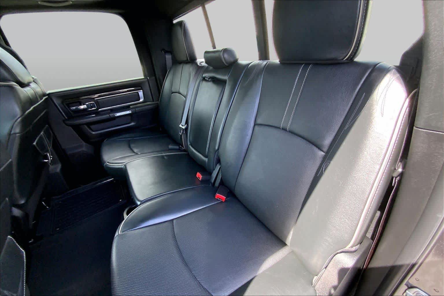 Used 2018 RAM 3500 Laramie Longhorn AWD/4WD image 21