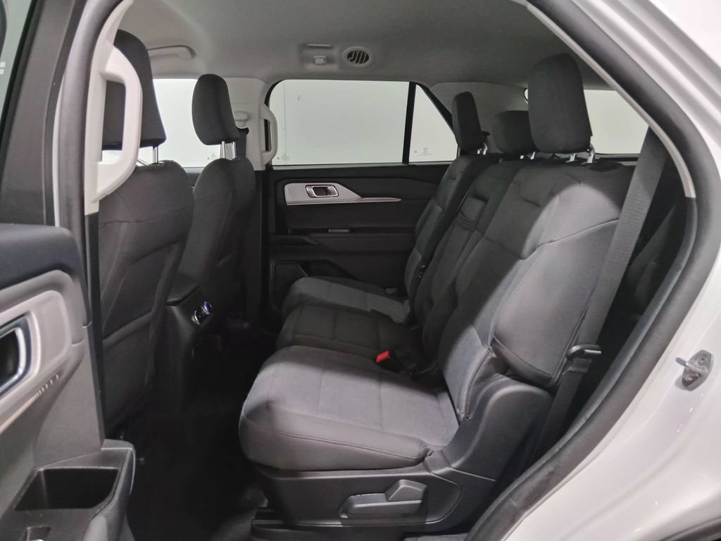 Certified 2025 Ford Explorer Active AWD/4WD image 14