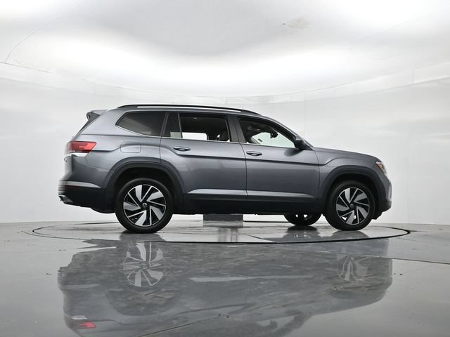 Used 2024 Volkswagen Atlas SE AWD/4WD image 34