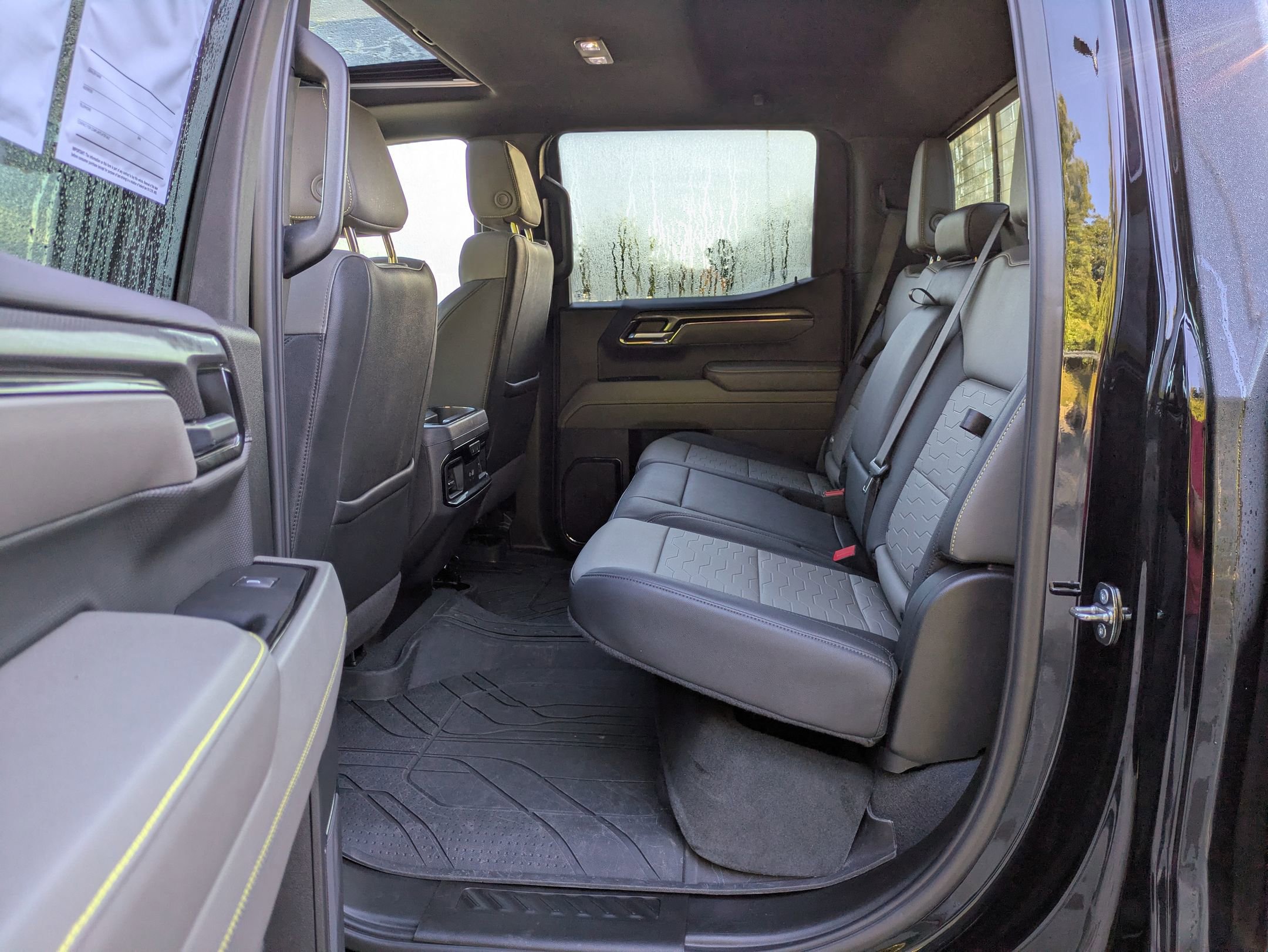 Used 2024 Chevrolet Silverado 1500 ZR2 w/ Technology Package image 30