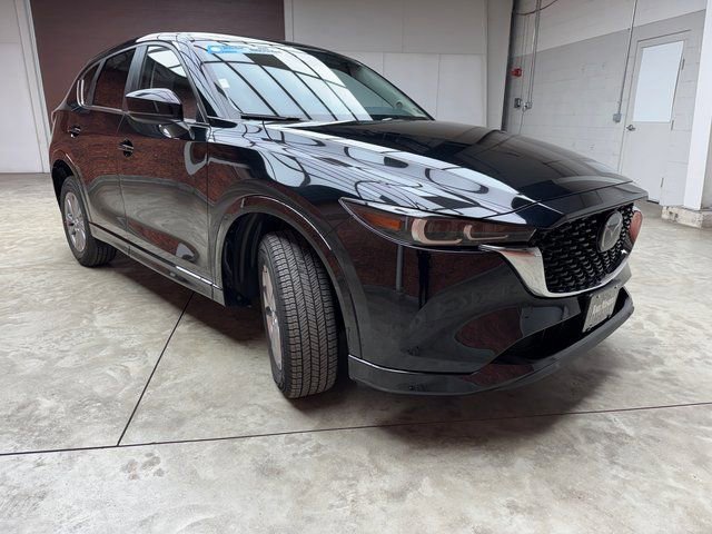 Used 2025 MAZDA CX-5 AWD 2.5 S w/ Preferred Package image 5