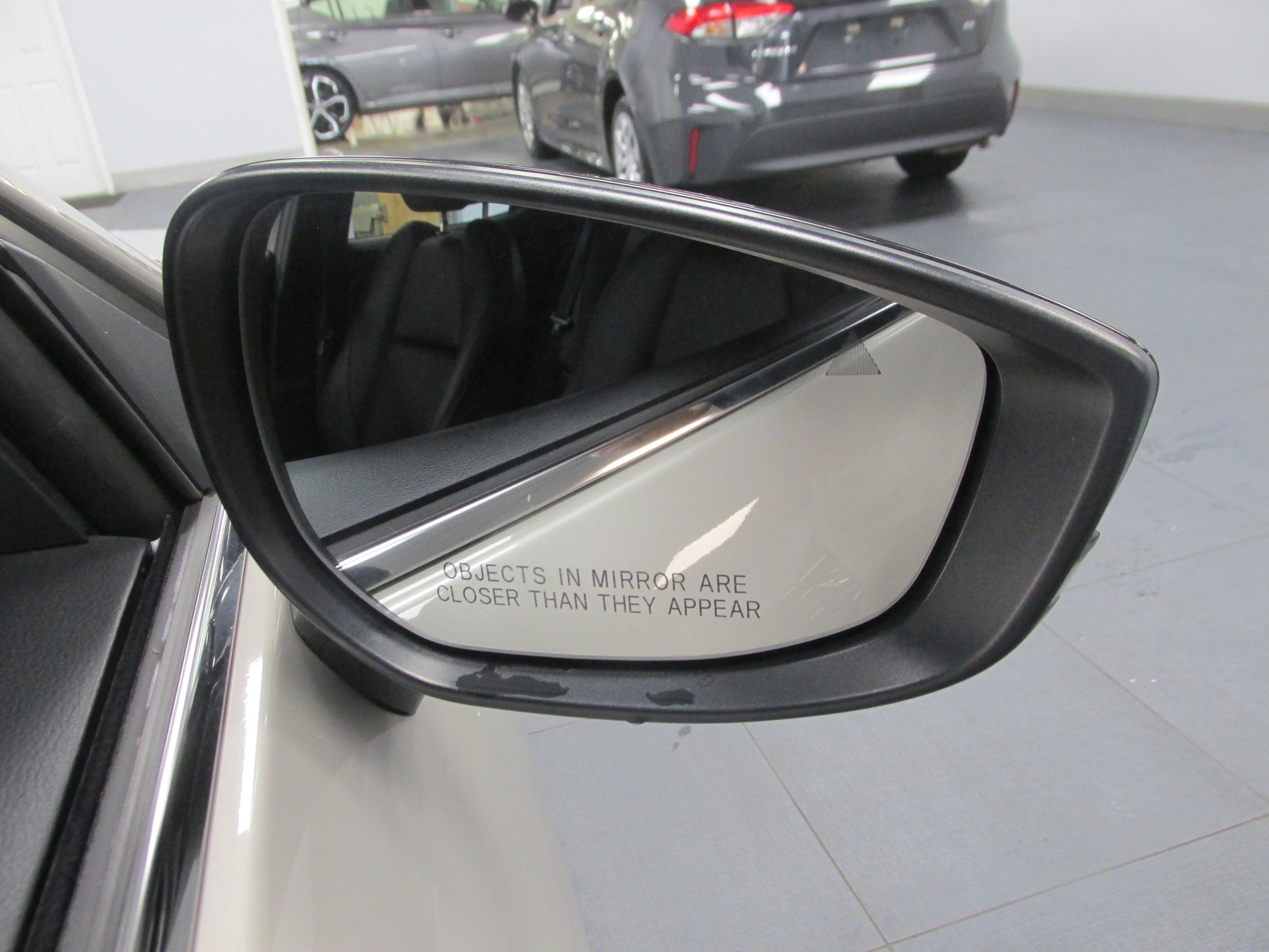 Used 2024 MAZDA MAZDA3 s FWD image 15