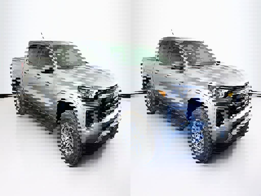 Used 2023 Chevrolet Colorado LT w/ LT Convenience Package II image 24