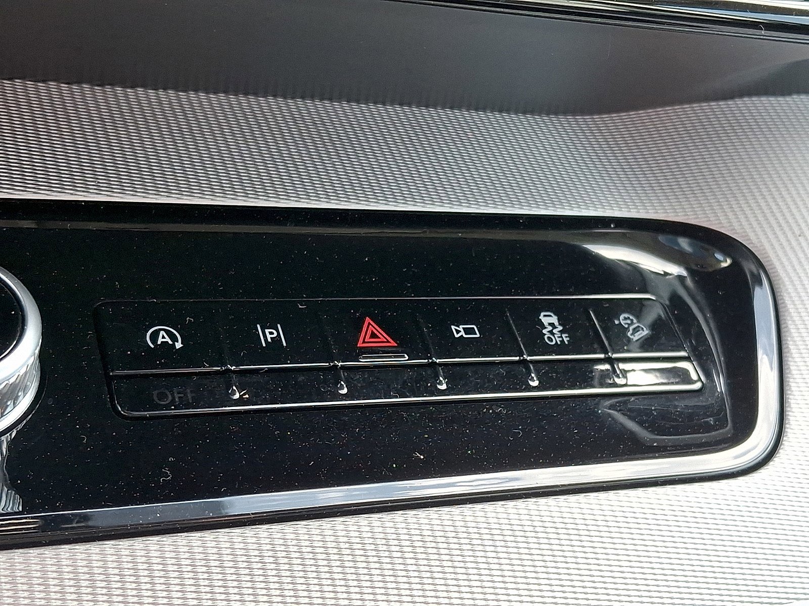 Certified 2025 Ford Expedition Active AWD/4WD image 23
