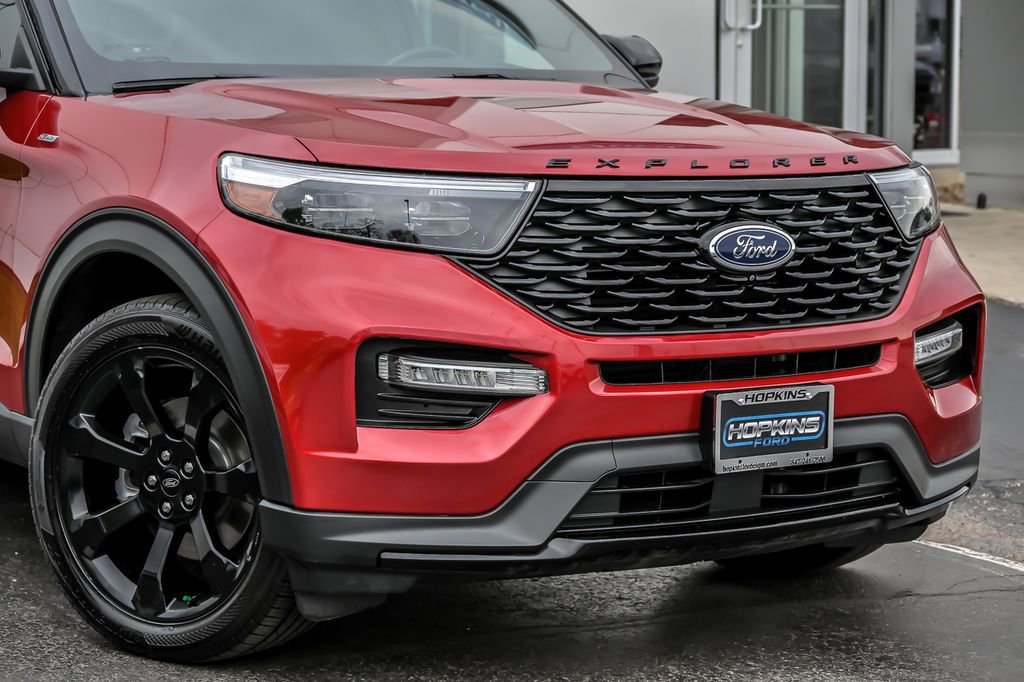 Certified 2023 Ford Explorer ST-Line w/ Class IV Trailer Tow Package AWD/4WD image 2