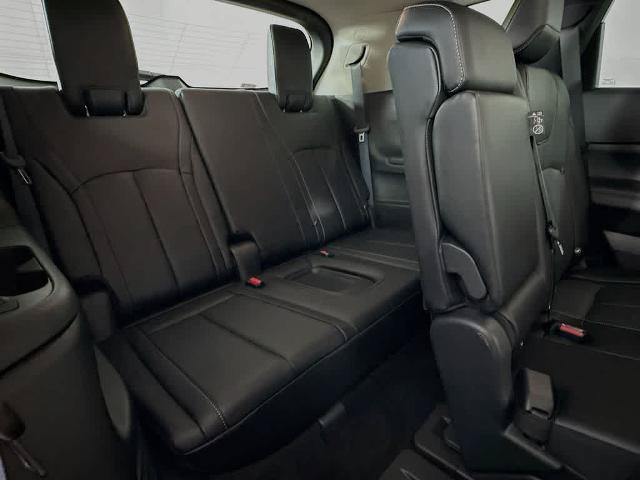 Used 2024 INFINITI QX60 Luxe AWD/4WD image 32