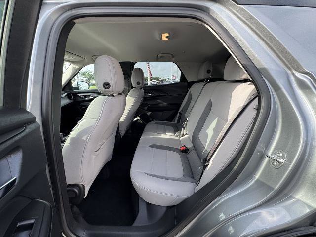 Used 2025 Chevrolet TrailBlazer LT AWD/4WD image 14