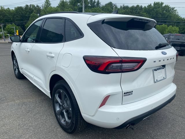 Certified 2024 Ford Escape ST-Line w/ Tech Pack #1 AWD/4WD image 5