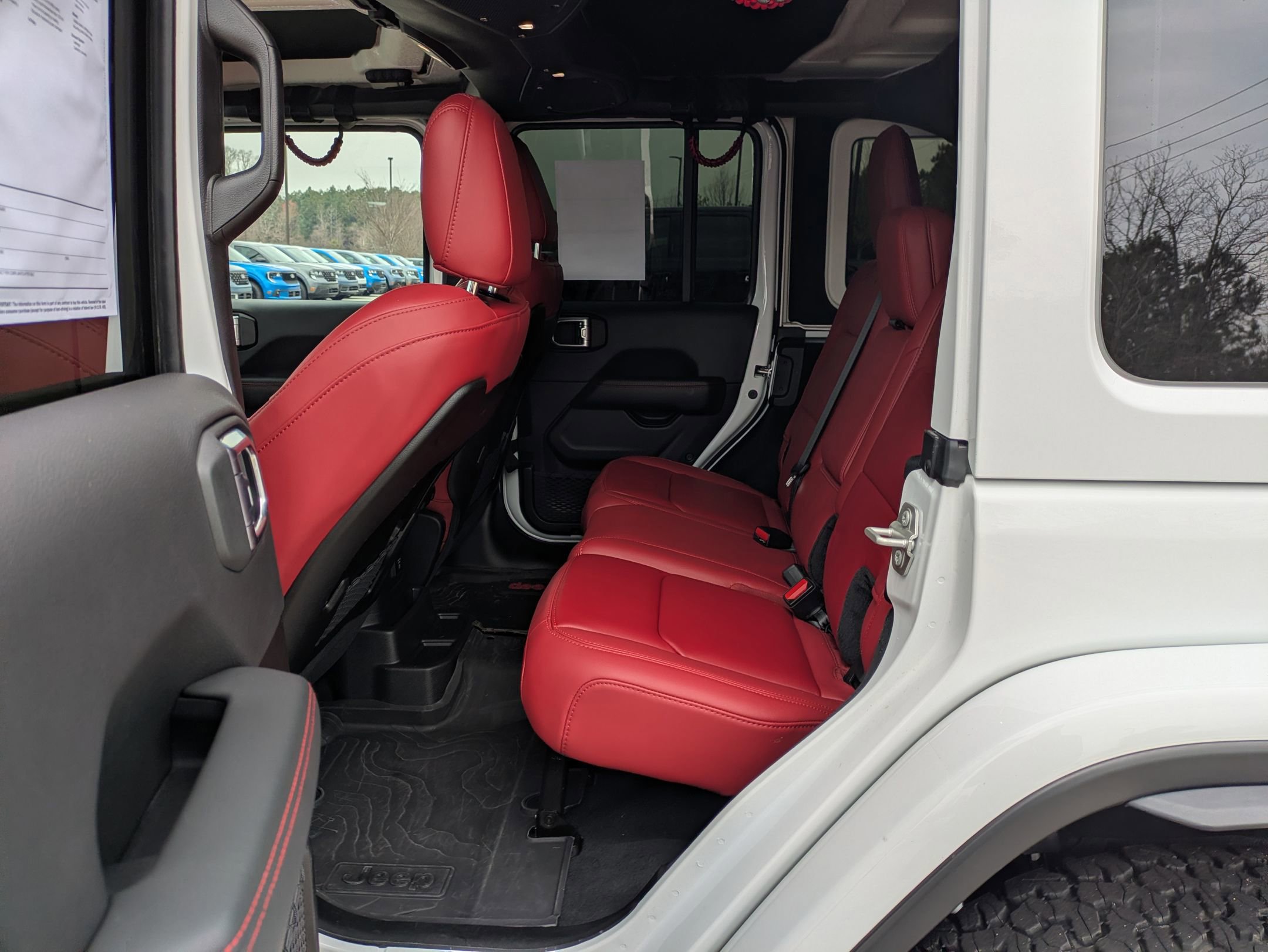 Used 2024 Jeep Wrangler Unlimited Rubicon 392 image 29