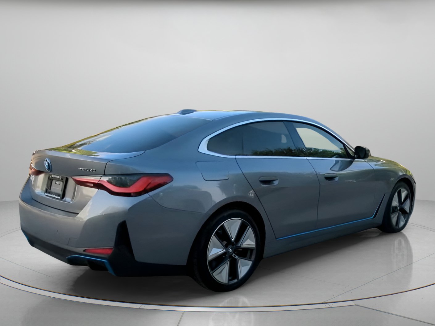 Used 2023 BMW i4 eDrive40 w/ Premium Package RWD image 28