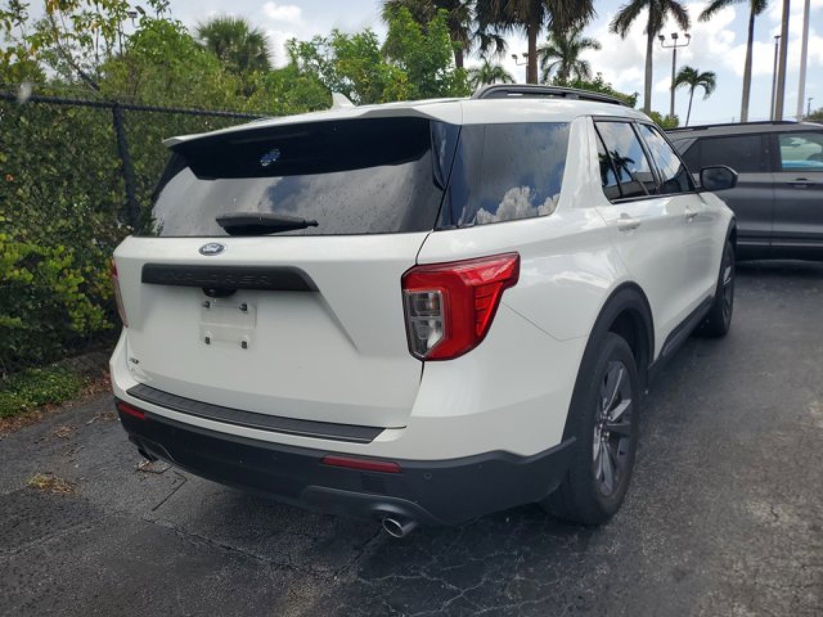 Certified 2023 Ford Explorer XLT w/ Equipment Group 202A RWD image 7