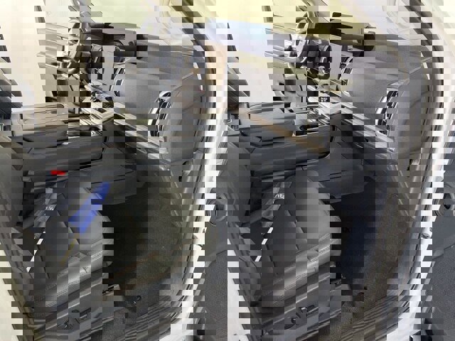 Certified 2025 Ford Expedition Active image 23