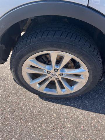 Certified 2019 Ford Explorer Limited w/ Class III Trailer Tow Package AWD/4WD image 23
