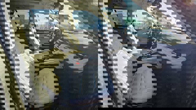 Certified 2025 Ford Explorer Active w/ Active Comfort Package image 20