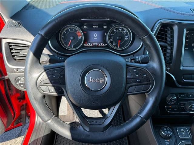 Used 2019 Jeep Cherokee Trailhawk w/ Comfort/Convenience Group image 16