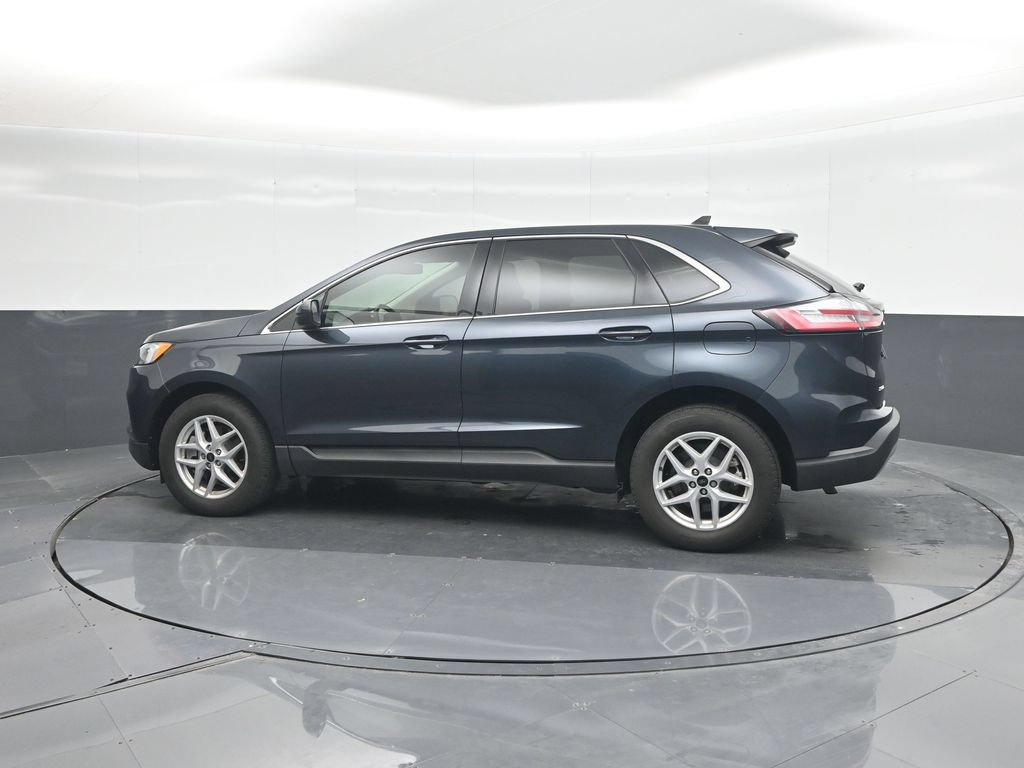 Certified 2024 Ford Edge SEL w/ Convenience Package AWD/4WD image 9
