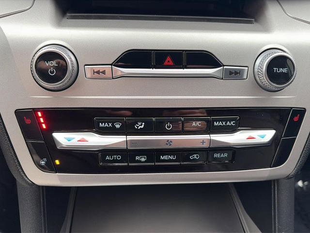 Certified 2022 Ford Explorer XLT w/ Equipment Group 202A image 30