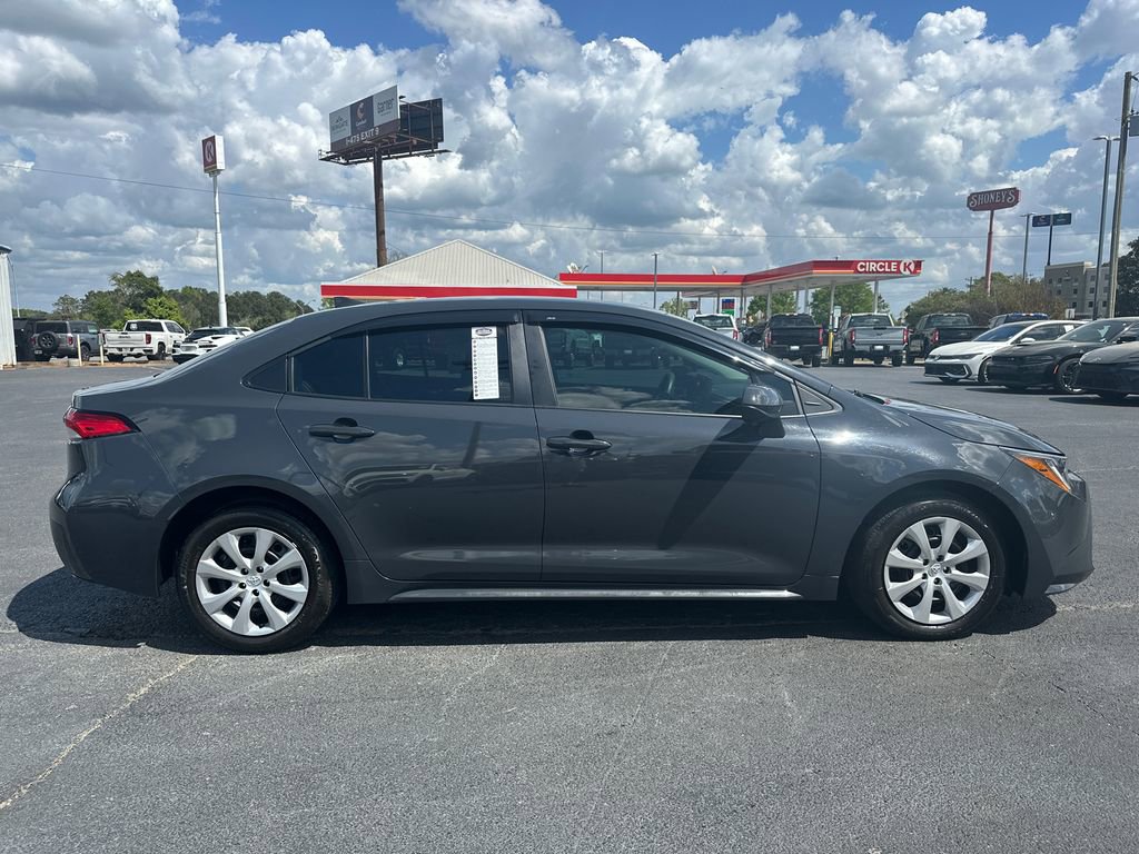 Used 2024 Toyota Corolla LE FWD image 8