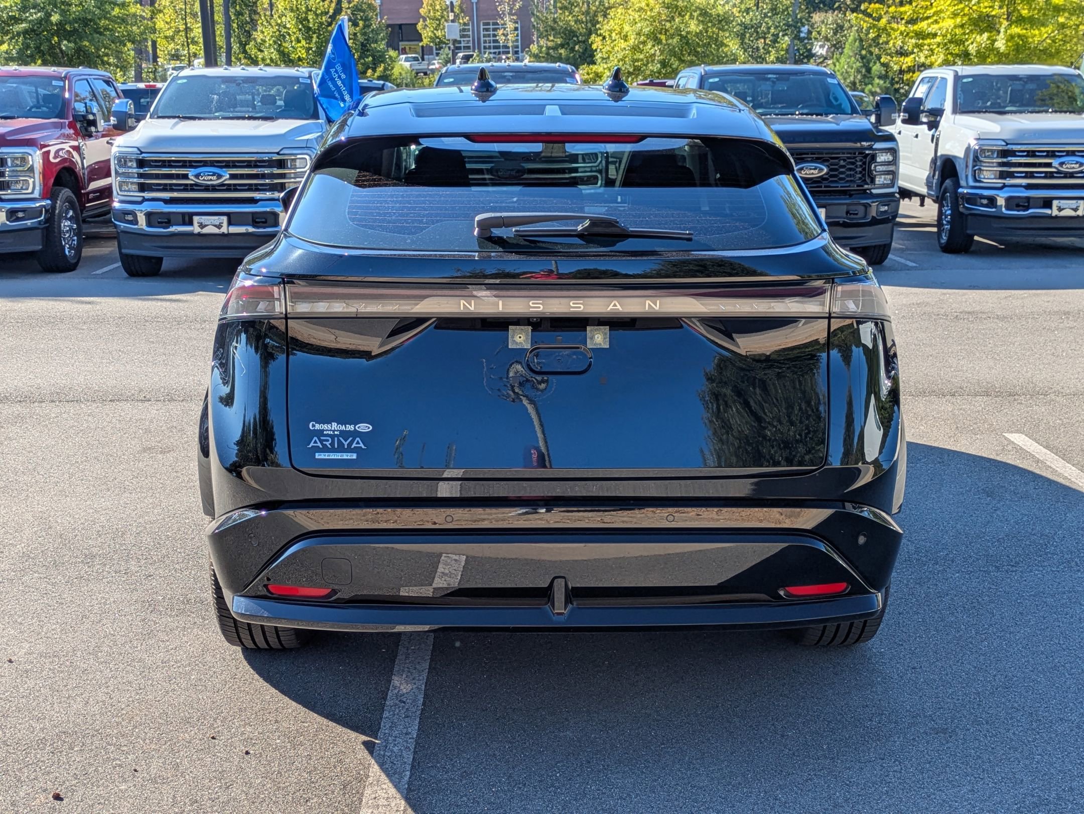 Used 2023 Nissan Ariya FWD image 5