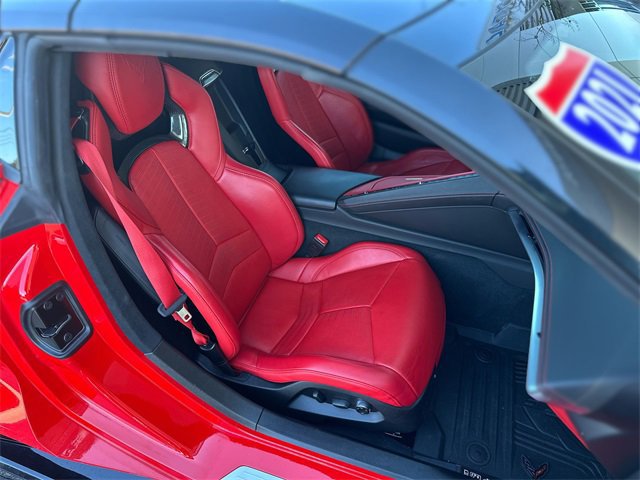 Used 2021 Chevrolet Corvette Stingray w/ Z51 Performance Package image 25