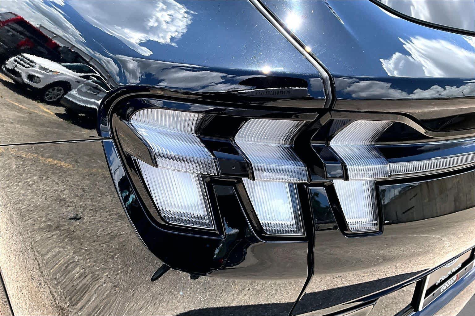 Certified 2025 Ford Mustang Mach-E GT AWD/4WD image 31