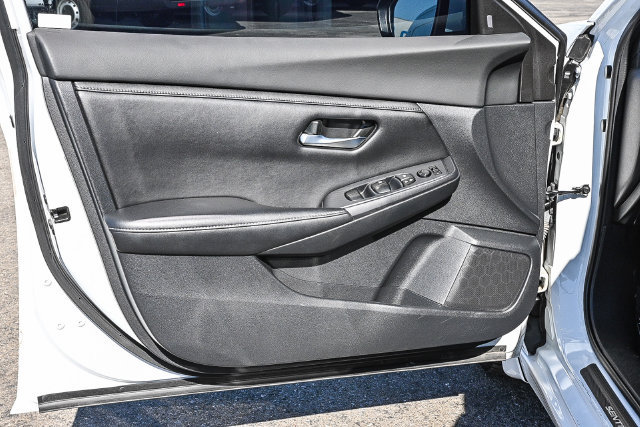 Used 2022 Nissan Sentra SV w/ All-Weather Package FWD image 22