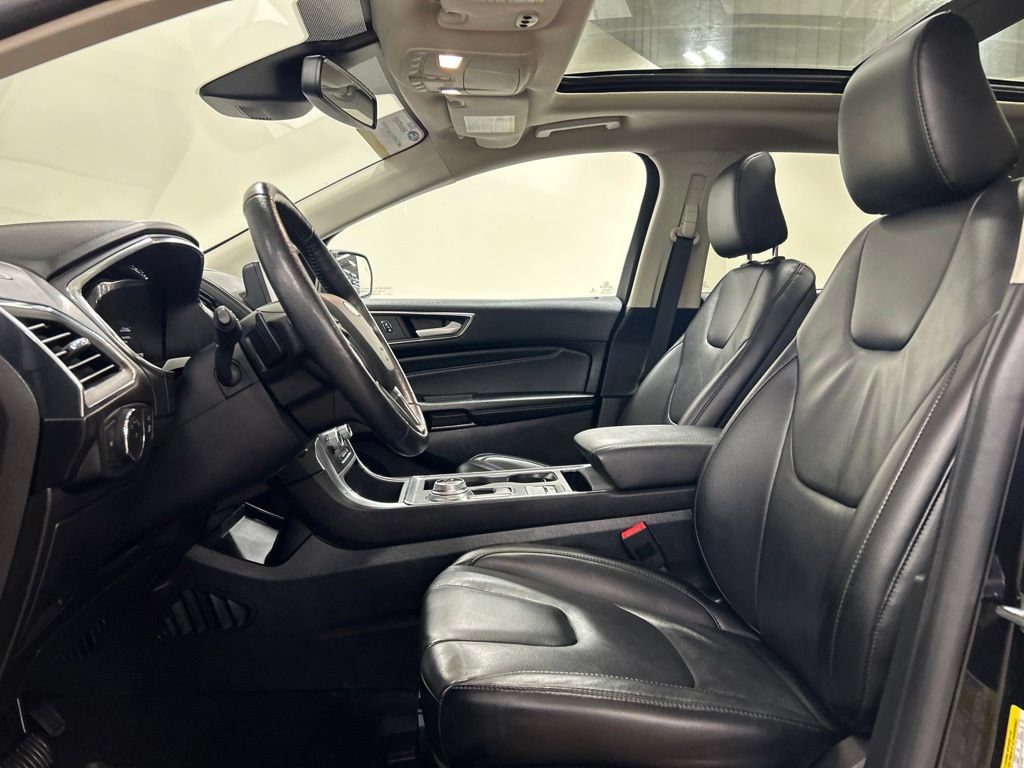 Certified 2021 Ford Edge Titanium w/ Canadian Touring Package AWD/4WD image 11