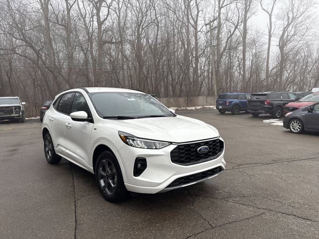Certified 2024 Ford Escape ST-Line Select image 2
