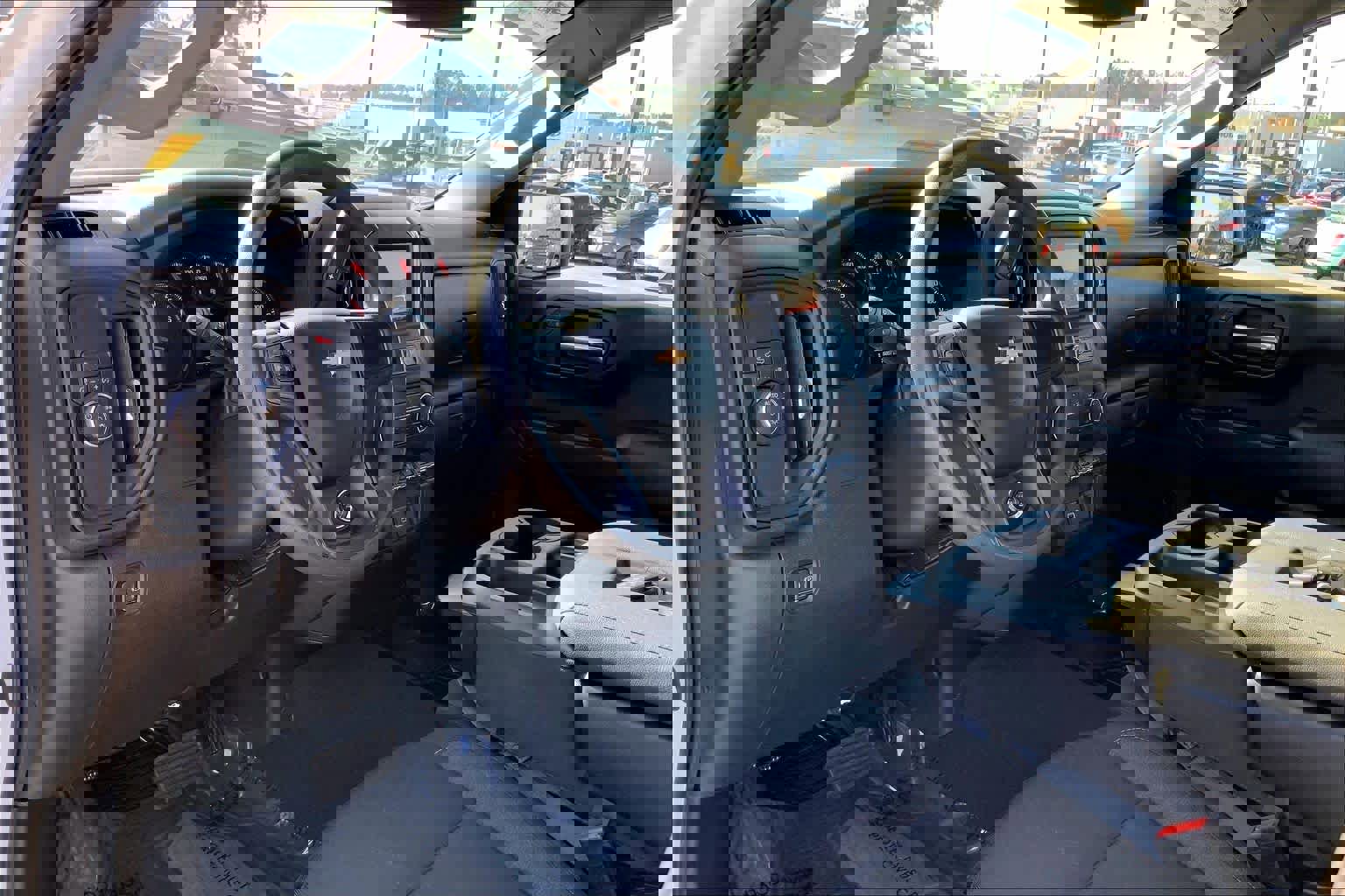 Used 2023 Chevrolet Silverado 1500 Custom image 15