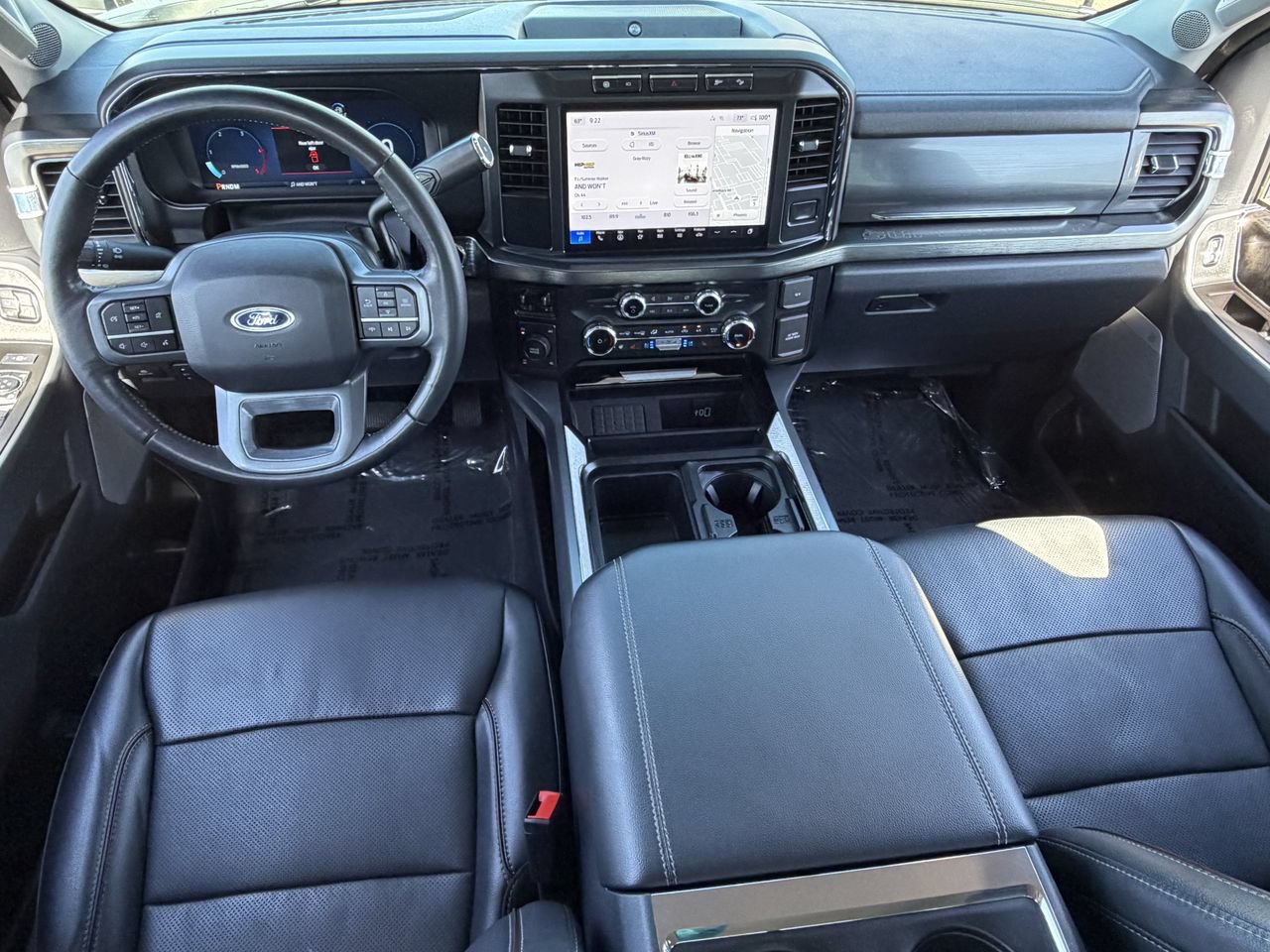 Certified 2024 Ford F350 Lariat w/ Black Appearance Package AWD/4WD image 15