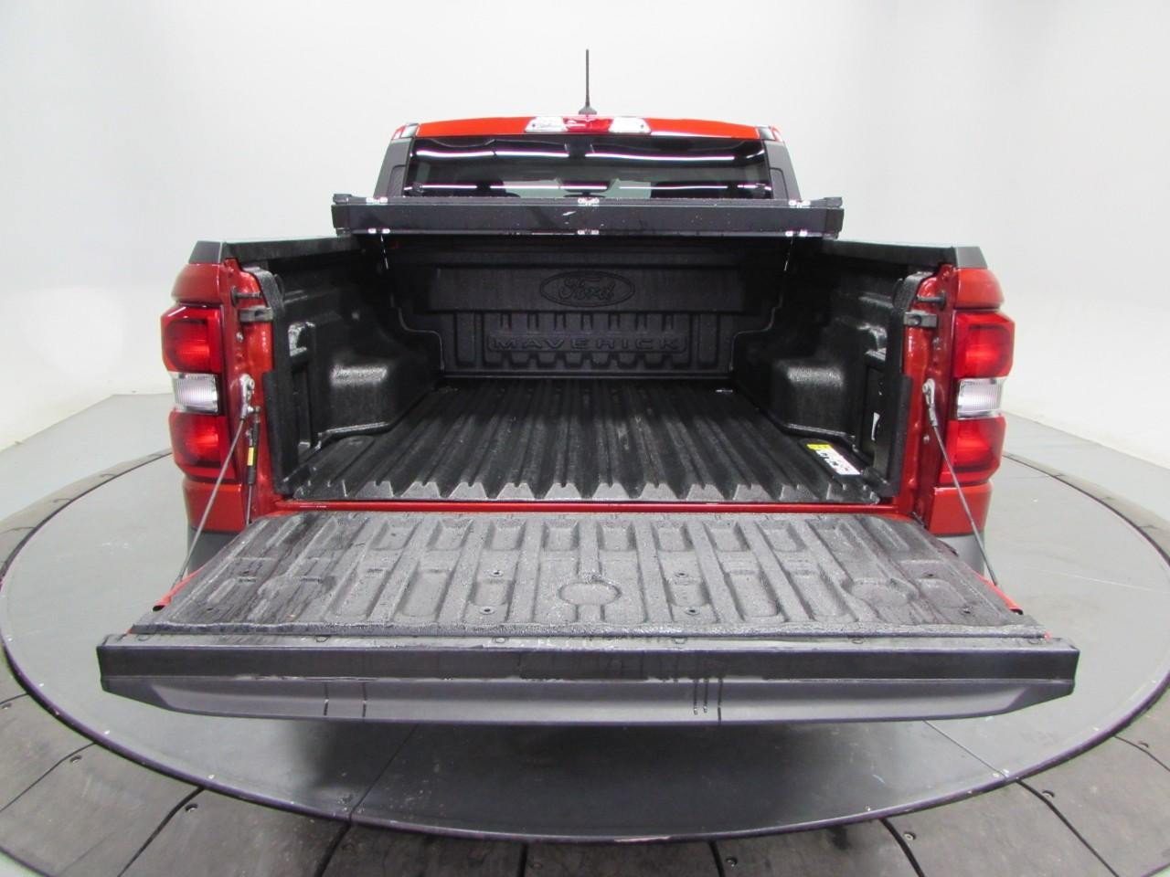 Certified 2024 Ford Maverick Tremor w/ Tremor Off-Road Package AWD/4WD image 11