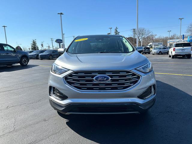 Certified 2022 Ford Edge SEL w/ Convenience Package AWD/4WD image 3
