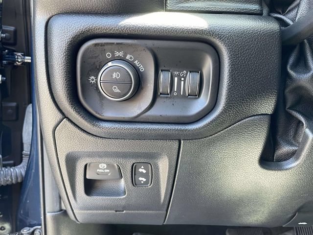 Used 2021 RAM 1500 Laramie w/ Sport Appearance Package AWD/4WD image 16