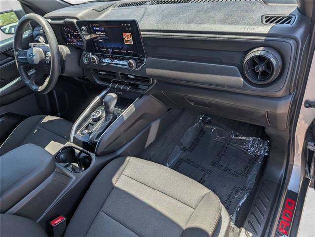 Used 2025 Chevrolet Colorado Trail Boss AWD/4WD image 26
