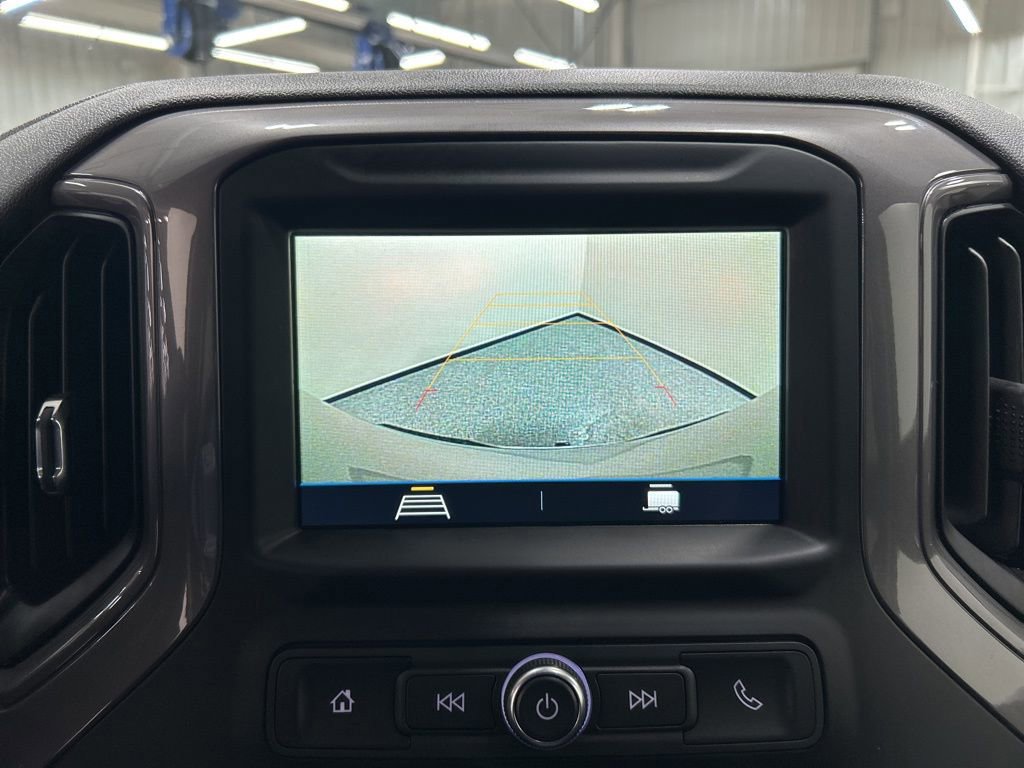 Used 2019 Chevrolet Silverado 1500 Custom w/ Trailering Package image 17