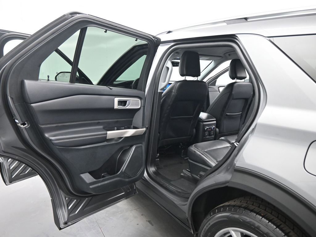 Certified 2023 Ford Explorer Limited image 46