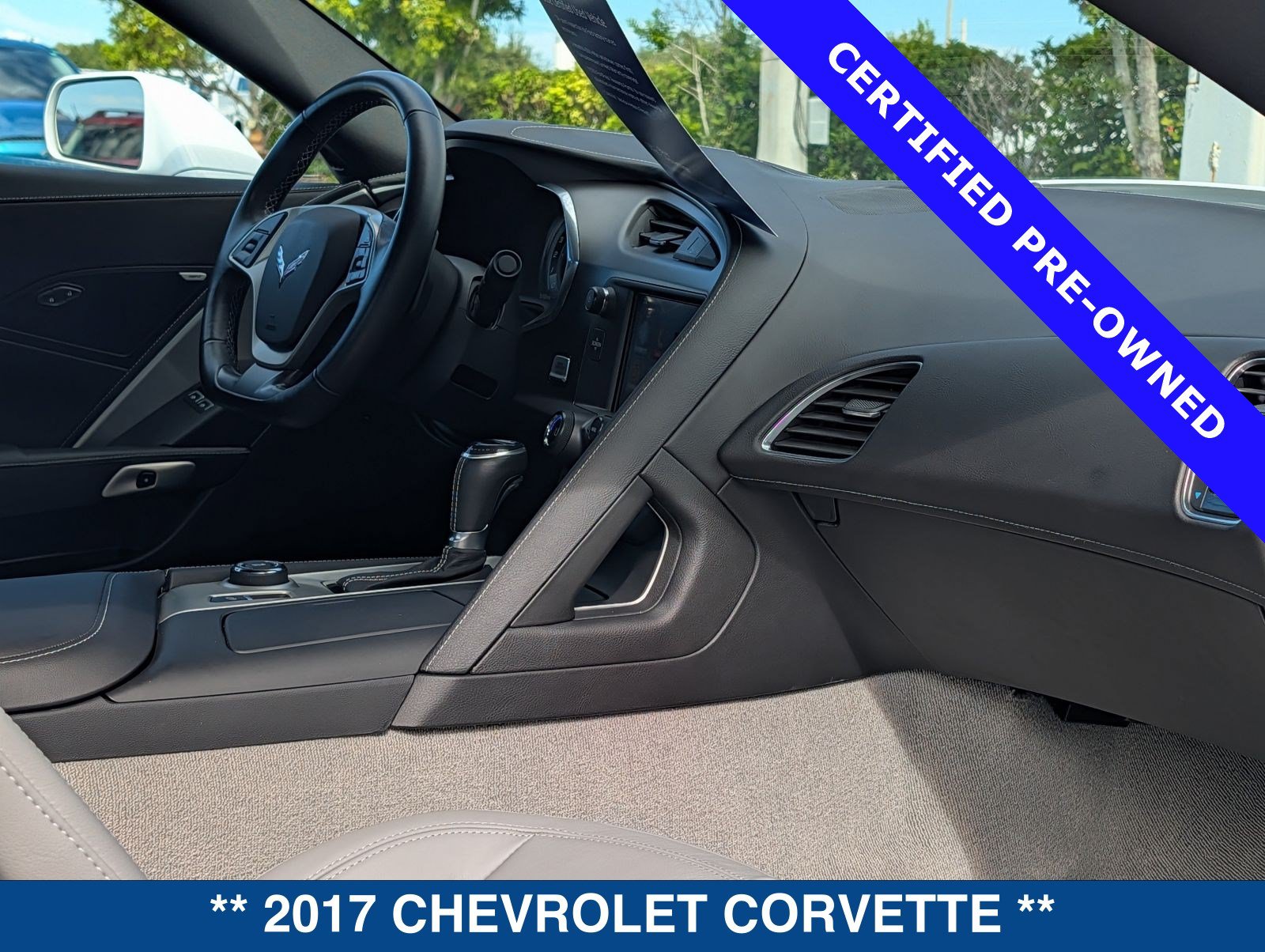 Used 2017 Chevrolet Corvette Stingray Coupe w/ 1LT RWD image 15