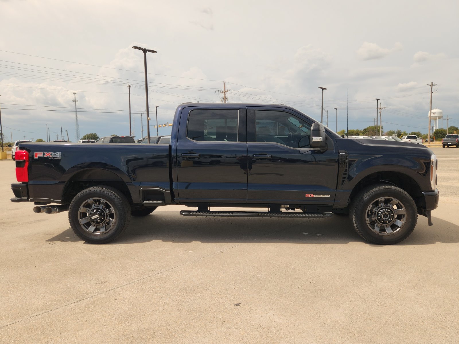 Certified 2024 Ford F250 Lariat w/ Lariat Ultimate Package AWD/4WD image 7