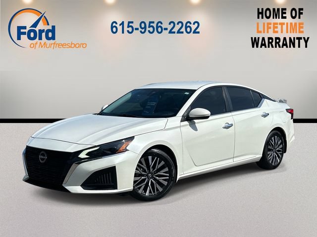 Used 2023 Nissan Altima 2.5 SV