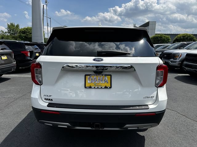 Certified 2023 Ford Explorer XLT w/ Equipment Group 202A AWD/4WD image 6