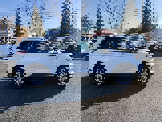 Certified 2022 Ford Edge SEL w/ Convenience Package image 6