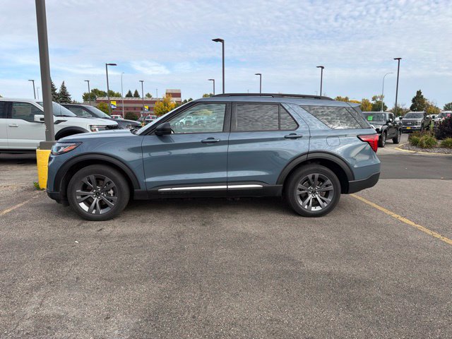 Certified 2025 Ford Explorer Active w/ Active Comfort Package AWD/4WD image 4