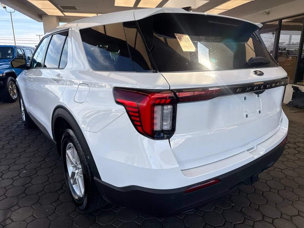 Certified 2026 Ford Explorer Active AWD/4WD image 8