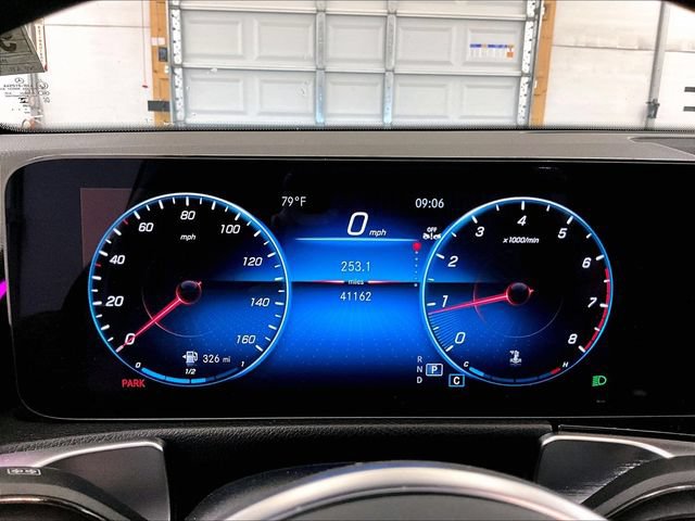Used 2023 Mercedes-Benz GLB 250 4MATIC image 19