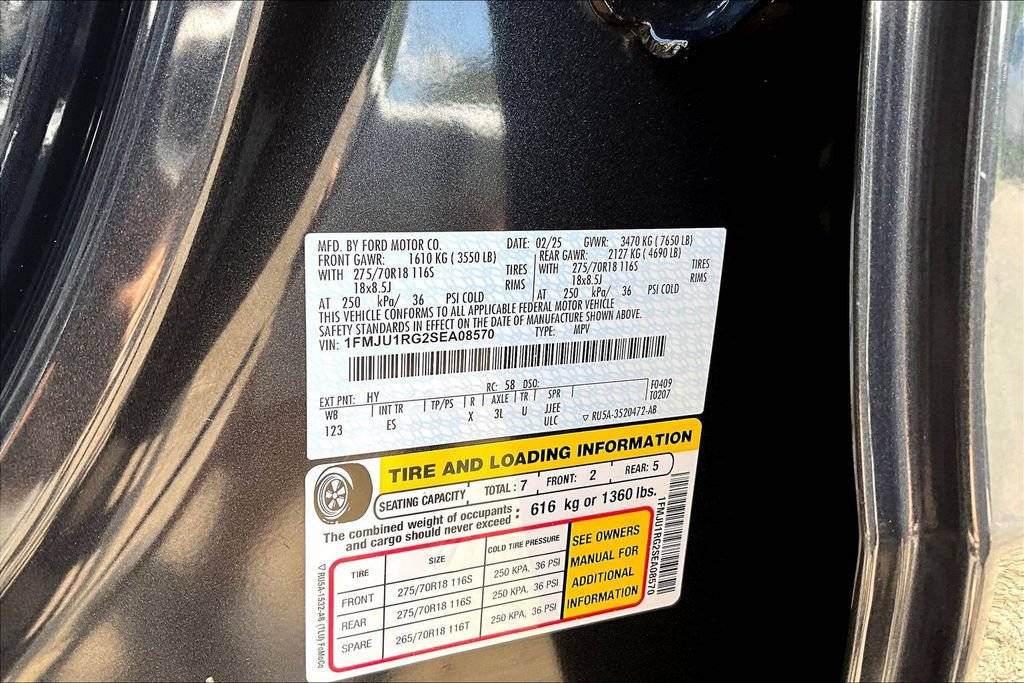 Certified 2025 Ford Expedition Tremor AWD/4WD image 36