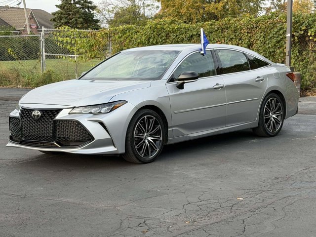 Used 2019 Toyota Avalon XSE w/ All Weather Liner Package