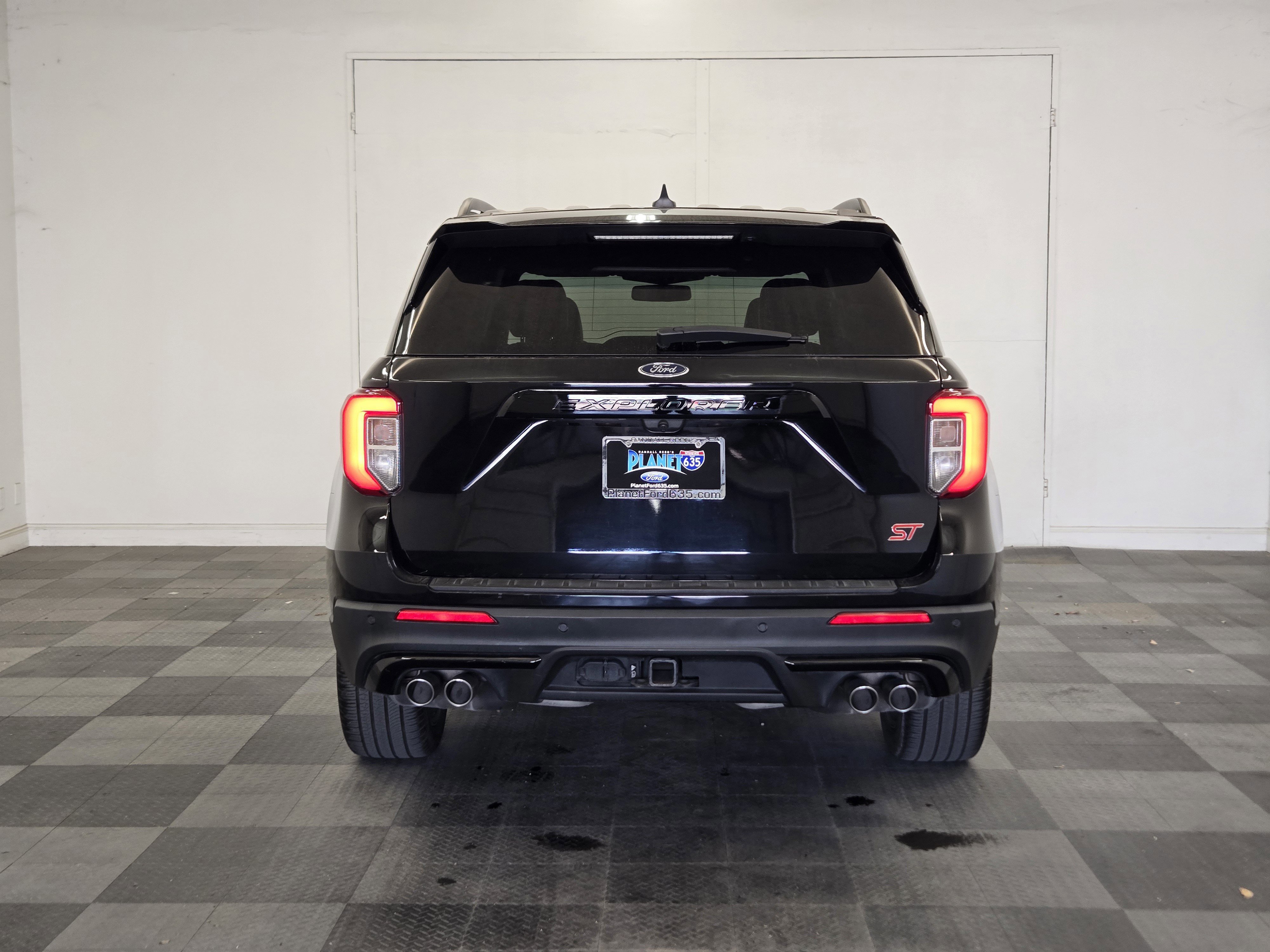 Certified 2022 Ford Explorer ST w/ Equipment Group 401A image 3